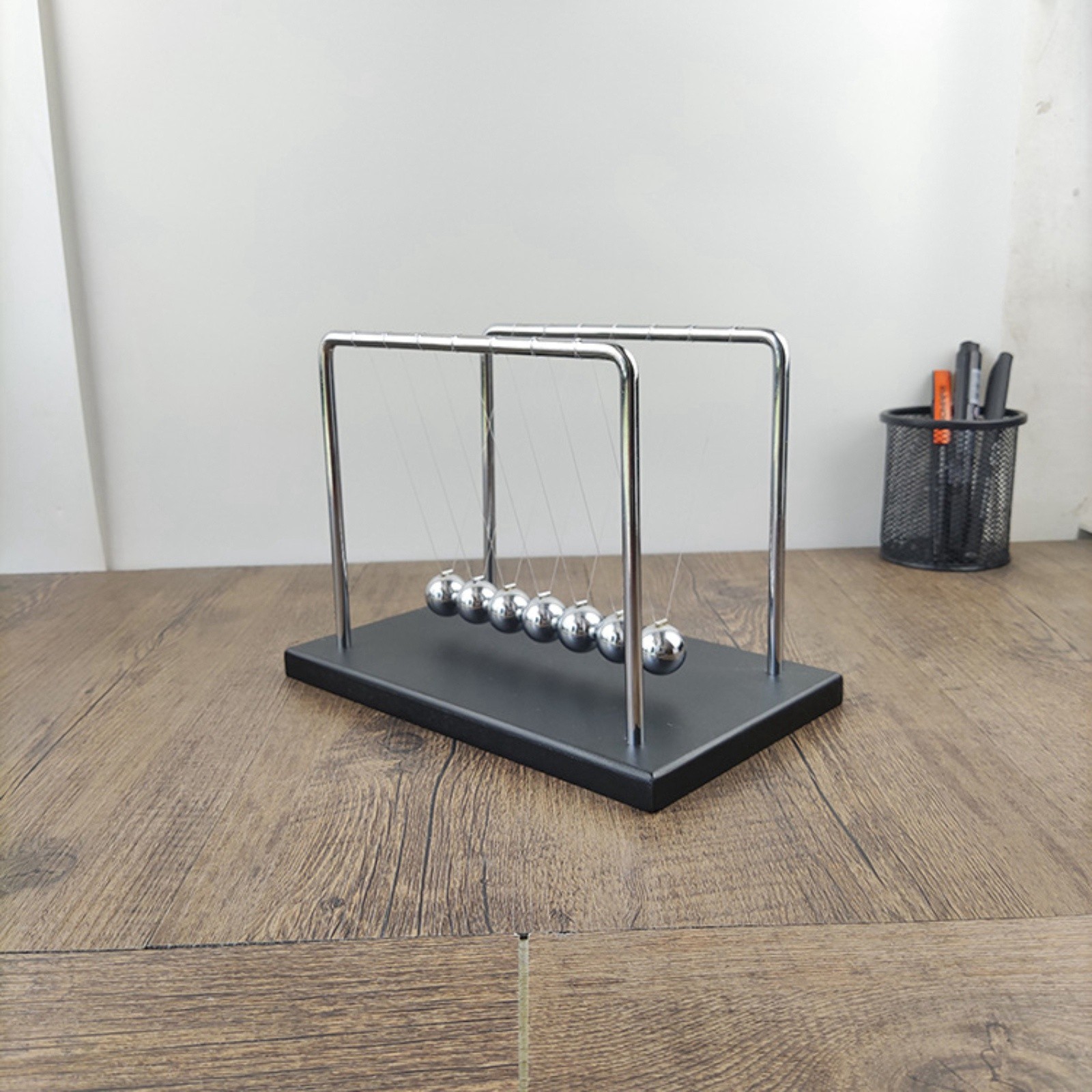 7 top Mekanik Eğrisi Newton Sa - Newton Cradle Large incelemesi ve fiyatı